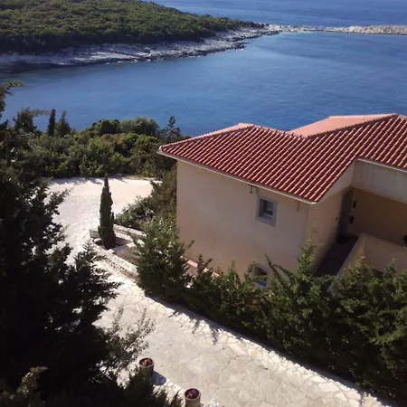 Emelisse Nature Отель