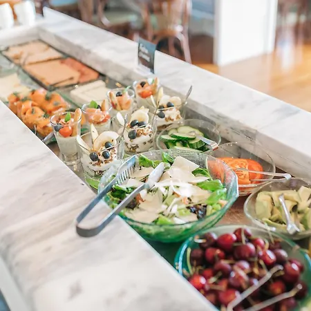 Отель Emelisse Nature 5*