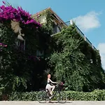 Emelisse Nature Hotel