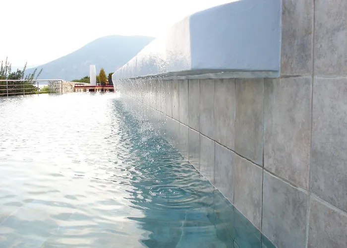 Emelisse Nature Hotel 5*