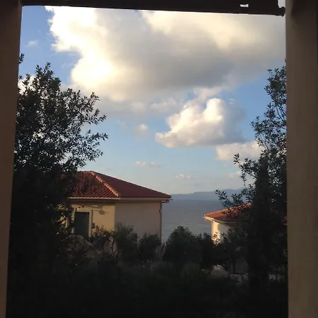 Emelisse Nature Hotel 5*