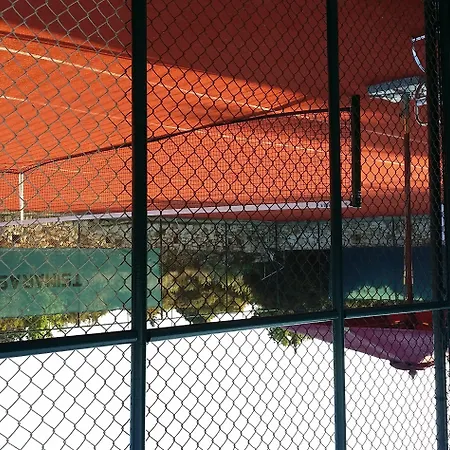 Emelisse Nature Hotell 5*