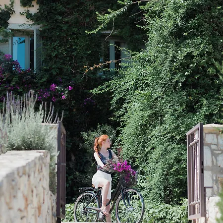 Hotel Emelisse Nature