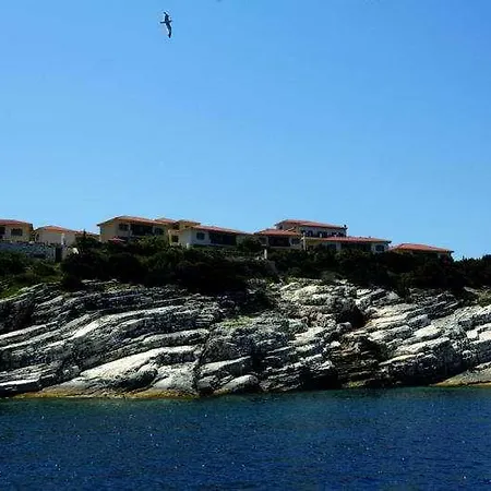 Emelisse Nature 5*