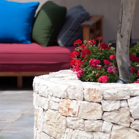 Emelisse Nature فندق فيسكاردو